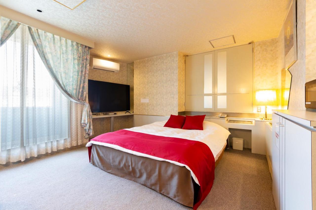 Hotel Liberty Kochi (Adults Only) Zewnętrze zdjęcie