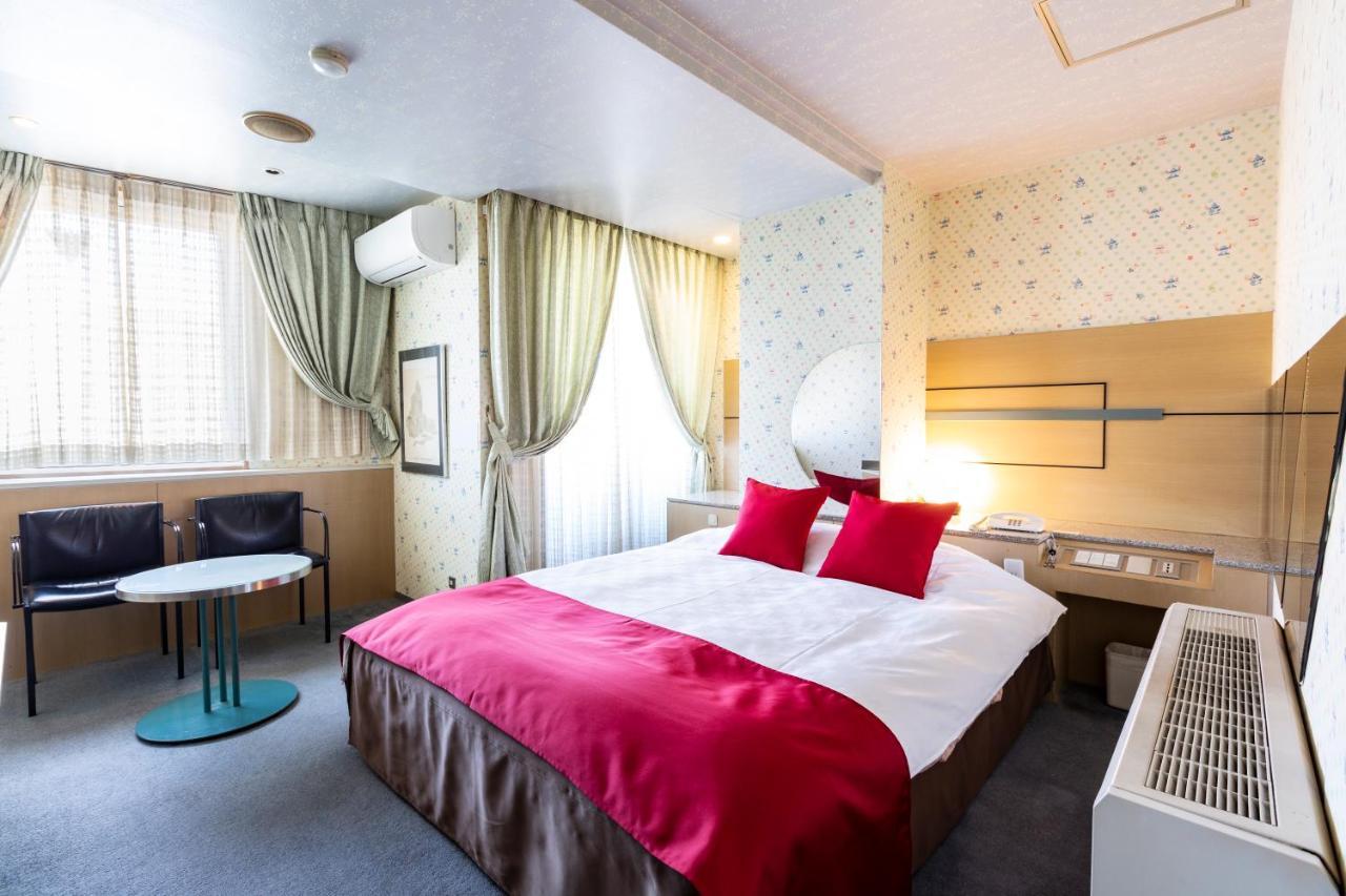 Hotel Liberty Kochi (Adults Only) Zewnętrze zdjęcie